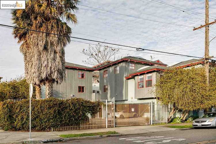 3206 Hannah Street Oakland, CA 94608