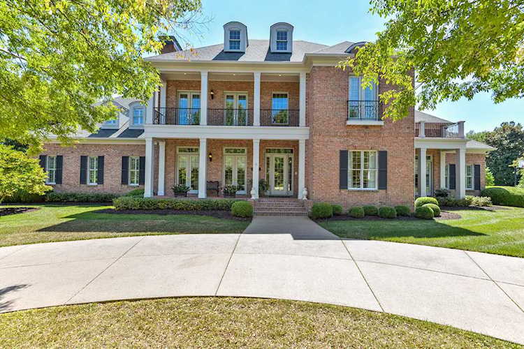 3508 Waterleaf Ct Louisville, KY 40207