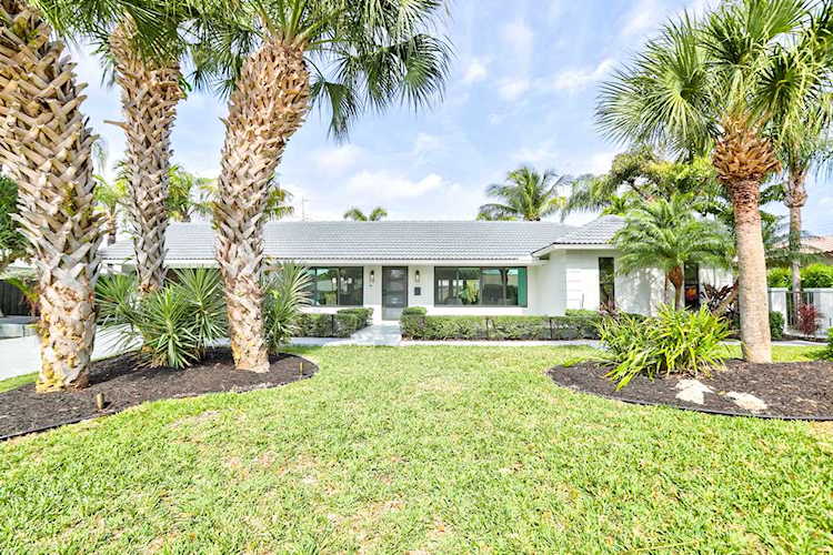 2721 NE 41St Street Lighthouse Point, FL 33064