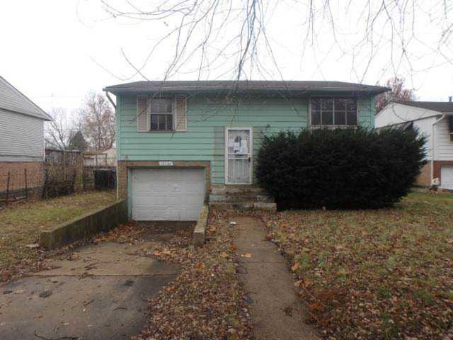 13136 S Eberhart Ave Chicago, IL 60827 | MLS 10626259 Photo 1
