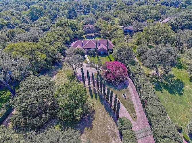 12800 Webb Chapel Road Farmers Branch, TX 75234