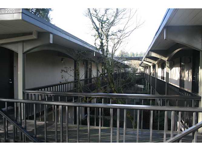 668 Mcvey Ave #45 Lake Oswego, OR 97034