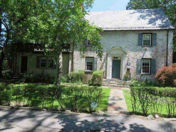 613 W 247th St Bronx, NY 10471