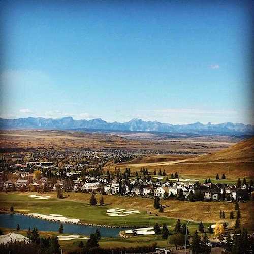 124 Gleneagles Estates Lane Cochrane, AB T4C 2H7