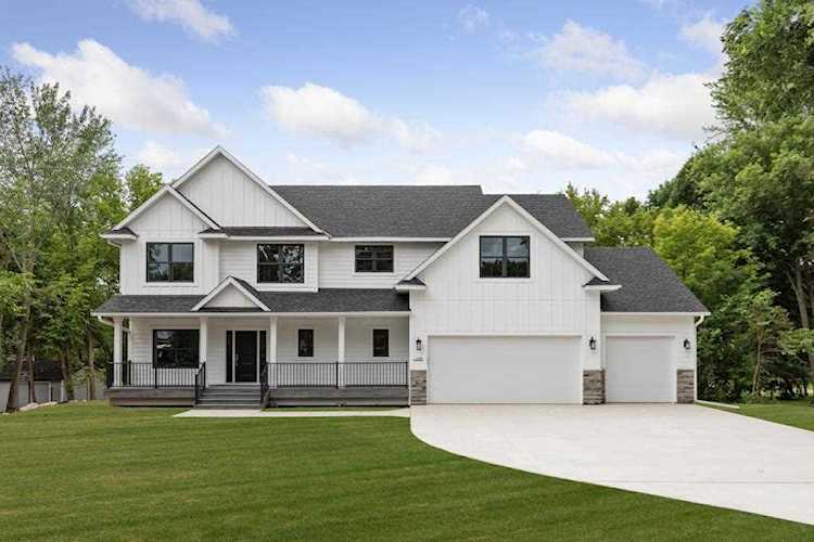 3360 Watertown Road Orono, MN 55356