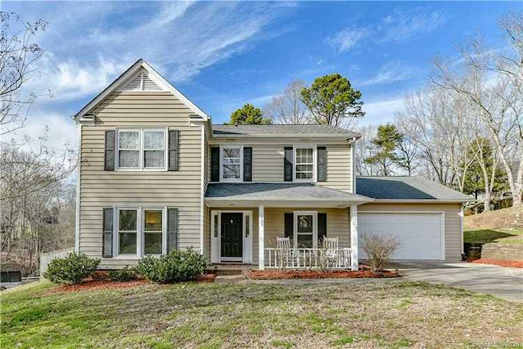 127 Sandymead Rd Matthews, NC 28105