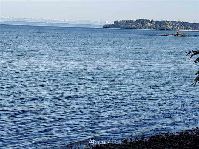 3 N Bayview Dr Port Ludlow, WA 98365