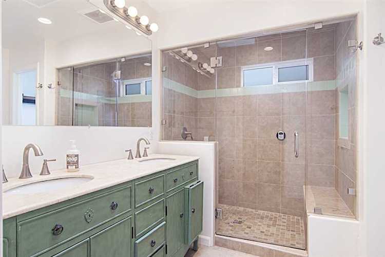 4891 Narragansett San Diego, CA 92107