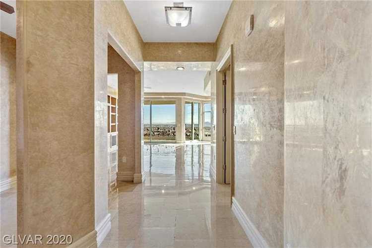 9101 Alta Dr #706 Las Vegas, NV 89145