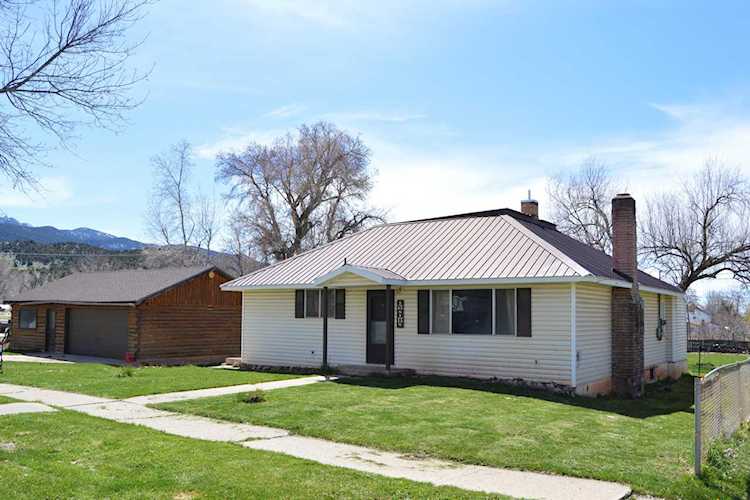 156 S 100 W Parowan, UT 84761