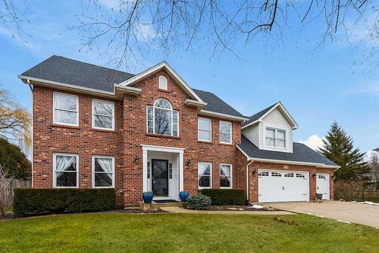 5308 Velvet Bent Ct Naperville, IL 60564