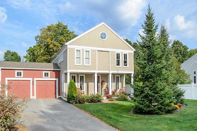 2 Hale Place #2 Medfield, MA 02052