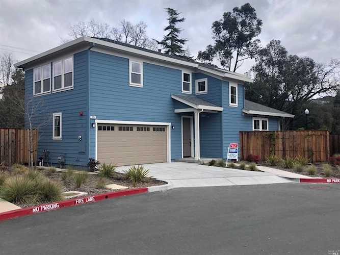 109 Grayson Way Healdsburg, CA 95448 | MLS 21830390 Photo 1