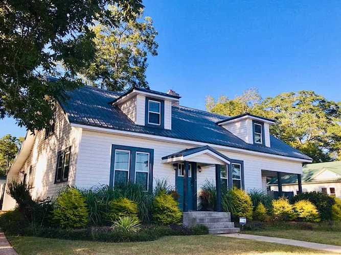 373 E College Street Ozark, AL 36360