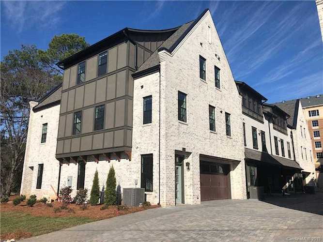 6525 Hazelton Dr Charlotte, NC 28210