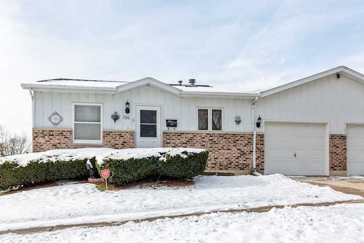 700 N Porter St Elgin, IL 60120