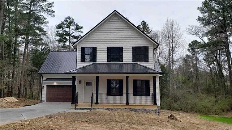 7003 Pear Tree Rd Charlotte, NC 28216