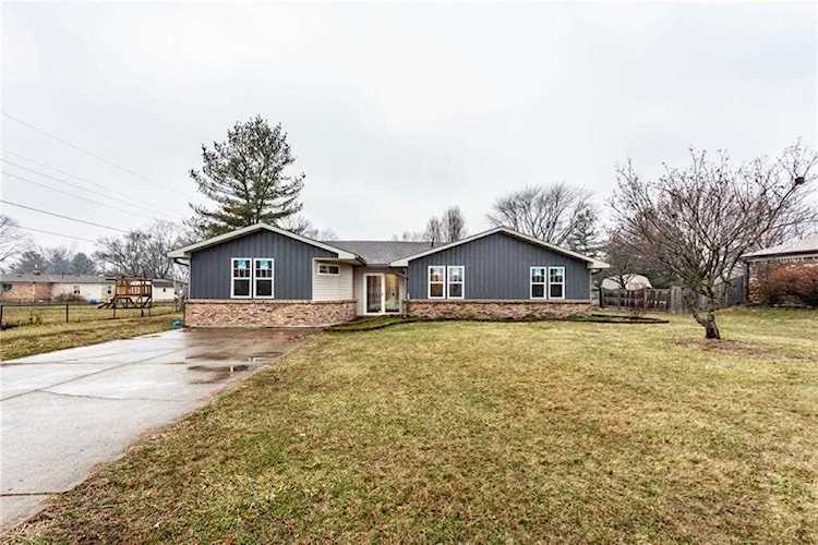 2954 High Acres East Street E New Palestine, IN 46163