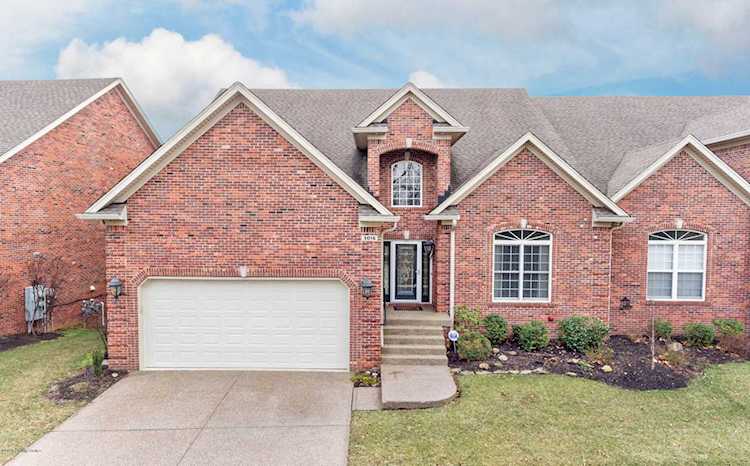 3016 Crystal Waters Way Louisville, KY 40299
