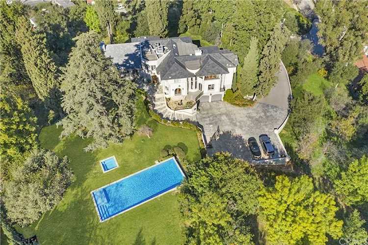 11400 Sunshine Terrace Studio City, CA 91604