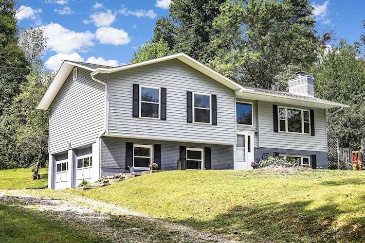 66 Horseshoe Court Granville, OH 43023
