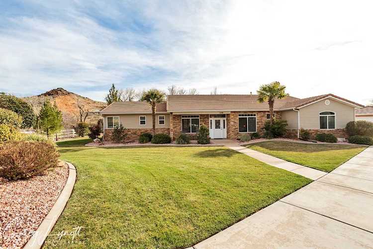 1159 Ocotillo CIR Toquerville, UT 84774