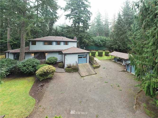 5515 175th Av Ct E Lake Tapps, WA 98391