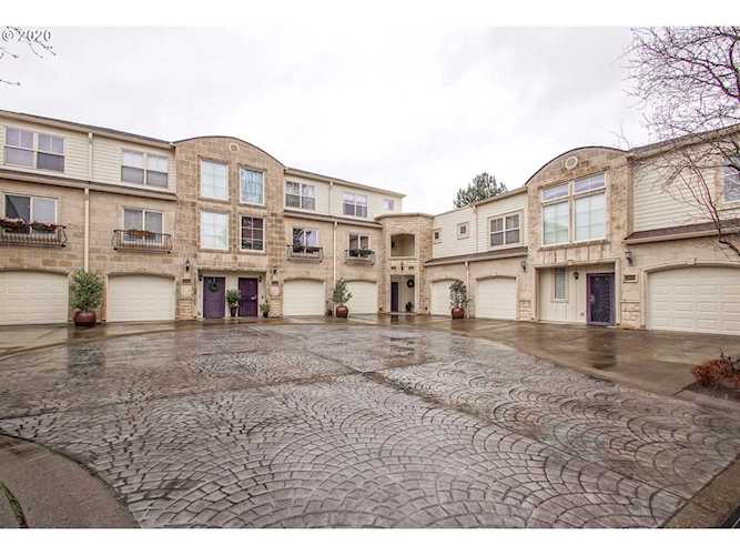 18690 SW Boones Ferry Rd Tualatin, OR 97062