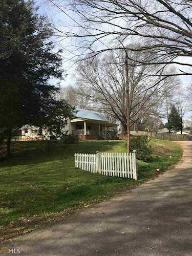 157 Railroad Ave Lilburn, GA 30047