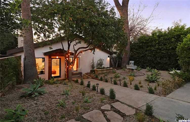 937 Lucile Avenue Los Angeles, CA 90026