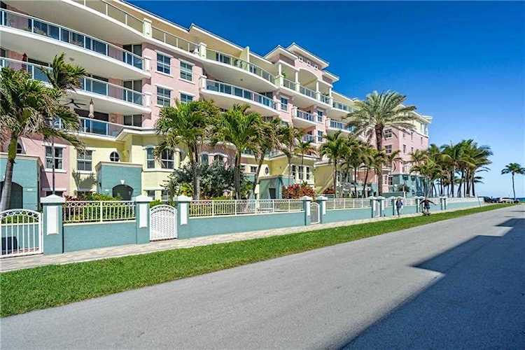 2051 SE 3rd St #309 Deerfield Beach, FL 33441
