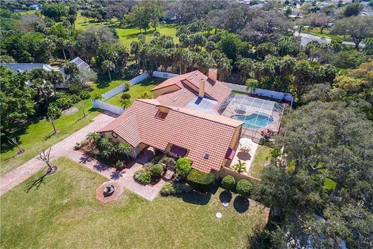 3640 Beneva Oaks Boulevard Sarasota, FL 34238