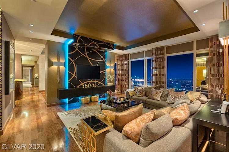 3750 S Las Vegas Blvd #4008 Las Vegas, NV 89158