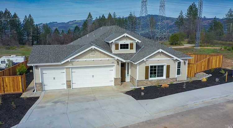 2009 Turnberry Court Santa Rosa, CA 95403