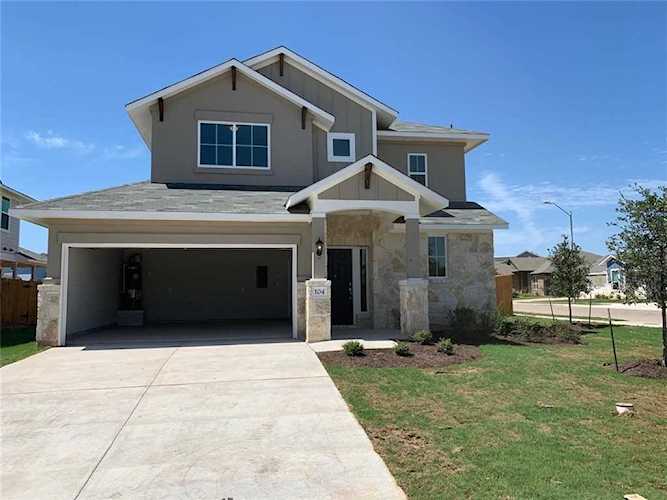 104 Saranac Drive Elgin, TX 78621