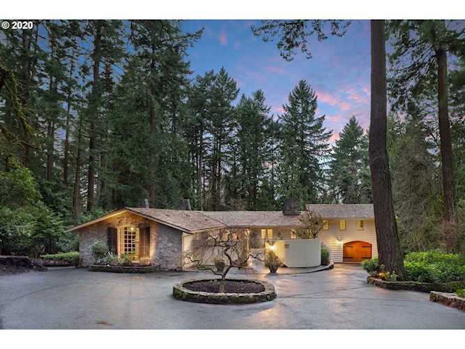 17467 Westview Dr Lake Oswego, OR 97034