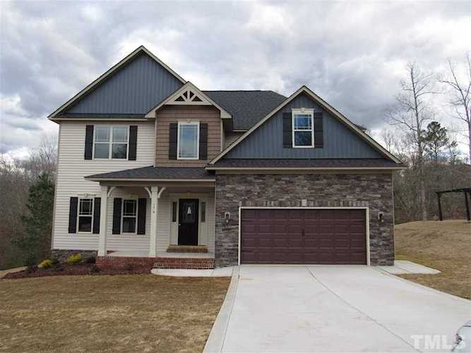 176 Northcliff Court Clayton, NC 27527