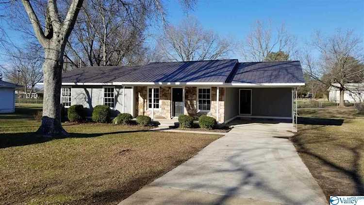 6508 Latimer Avenue Guntersville, AL 35976