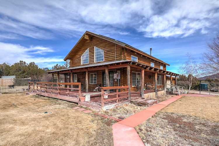 2102 S 2200 E New Harmony, UT 84757