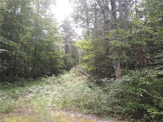 LT 1&8 Creekwood Ln Gloucester, VA 23061