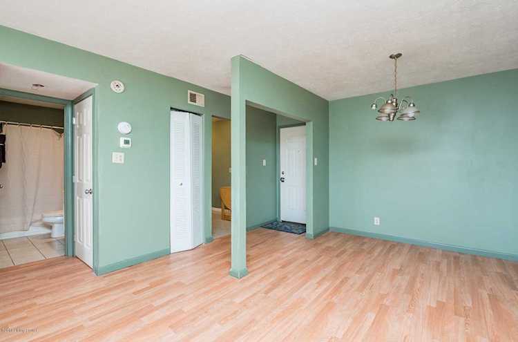 1003 La Fontenay Ct Louisville, KY 40223 | MLS 1546424 Photo 1