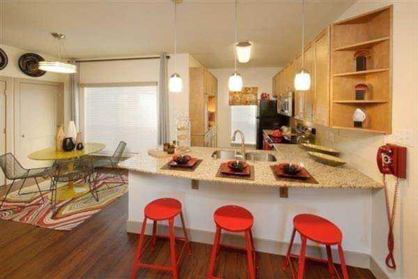 2800 Bartons Bluff Ln #2601 Austin, TX 78746