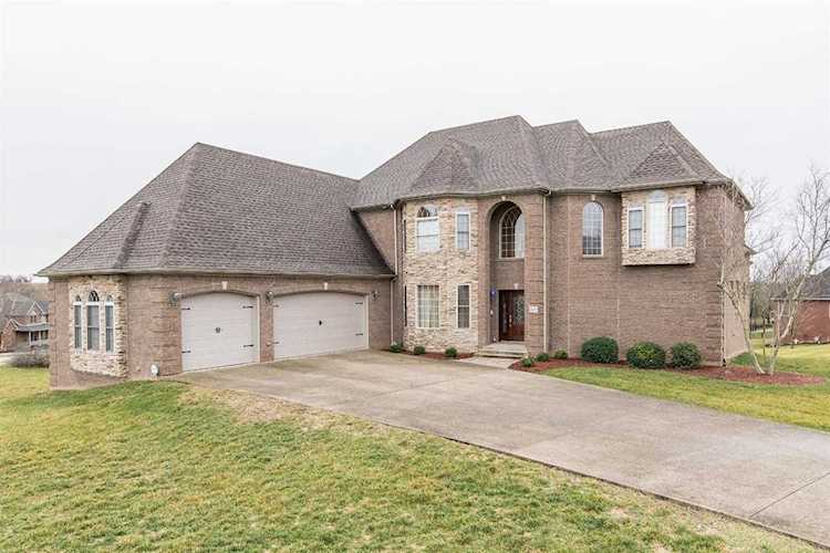 169 HIckory Meadows Drive Richmond, KY 40475