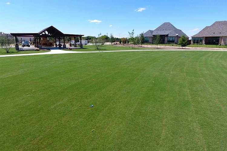 2410 Colonial Lane Midlothian, TX 76065