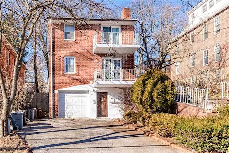 5807 Liebig Ave #3rd floor Bronx, NY 10471