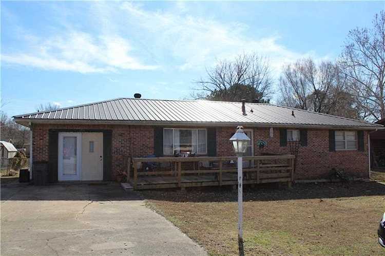 173 E Neal St Farmington, AR 72730