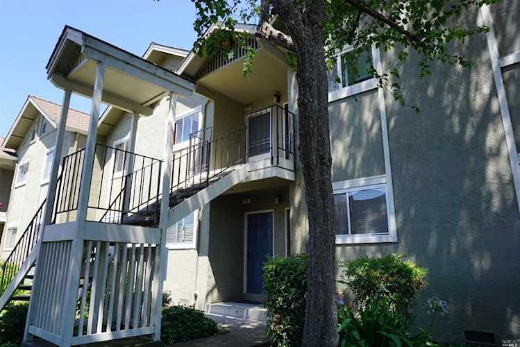 704 Santa Alicia Drive Rohnert Park, CA 94928 | MLS 21921027 Photo 1