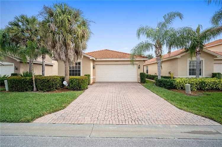 11055 Lancewood St Fort Myers, FL 33913