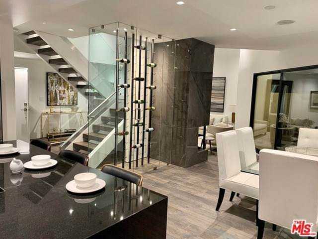 1412 N Crescent Heights #105 West Hollywood, CA 90046