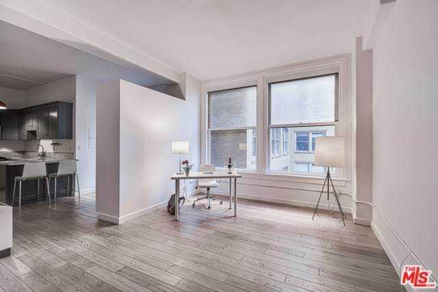 215 W 7th Street #709 Los Angeles, CA 90014